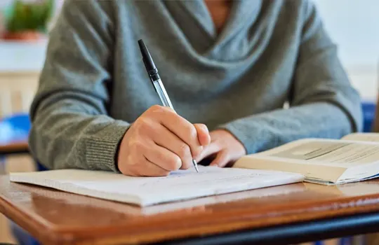 becas
